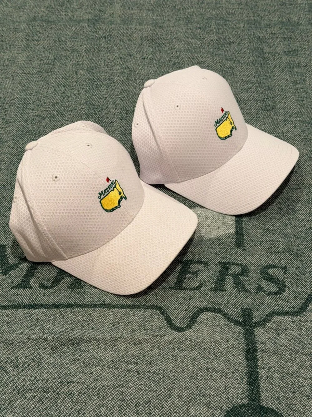 Masters Tech Adjustable Hat American Needle White Bundle